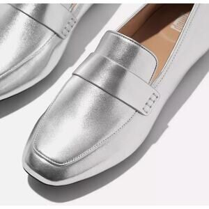 Fitflop Delicato Soft Metallic Leather Loafers Silver Size 11 NWOB Sleek Modern